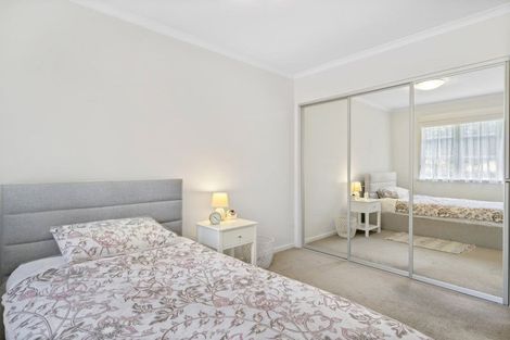 Photo of property in 300 Karori Road, Karori, Wellington, 6012