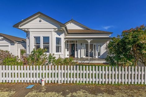 Photo of property in 19 Alfred Street, Roslyn, Palmerston North, 4414