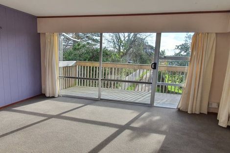 Photo of property in 2/25 Gill Avenue, Te Atatu Peninsula, Auckland, 0610