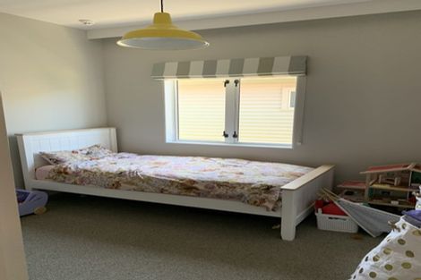 Photo of property in 16 Burnham Street, Seatoun, Wellington, 6022