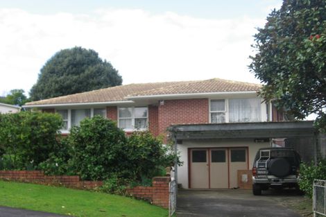 Photo of property in 40 Rehia Road, Massey, Auckland, 0614