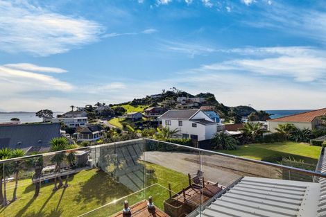Photo of property in 15 Du Fresne Place, Russell, 0202