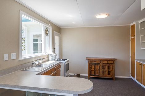 Photo of property in 16 Wharemauku Road, Raumati Beach, Paraparaumu, 5032