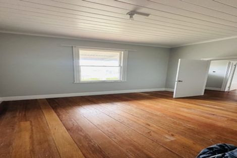 Photo of property in 86 Hinau Street, Castlecliff, Whanganui, 4501