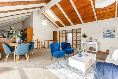 Photo of property in 49 Bayview Road, Paremata, Porirua, 5024