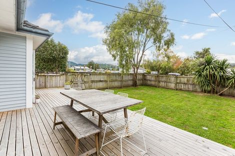 Photo of property in 8 Mangaroa Hill Road, Maoribank, Upper Hutt, 5018