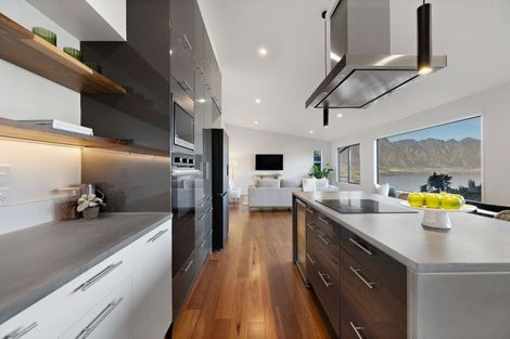 Photo of property in 40 Lochy Road, Fernhill, Queenstown, 9300
