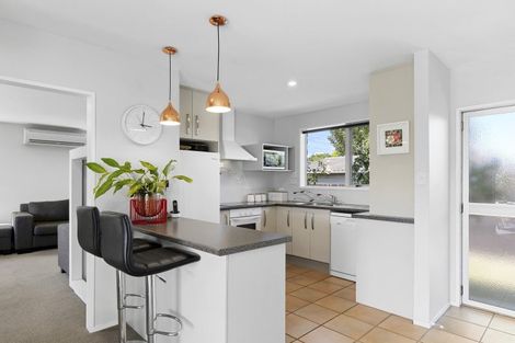 Photo of property in 2 Zenith Place, Hei Hei, Christchurch, 8042