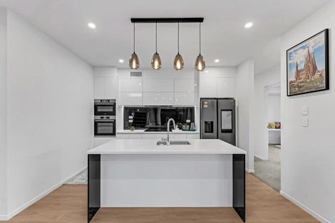 Photo of property in 16 Wheriko Avenue, Glenbrook, 2681