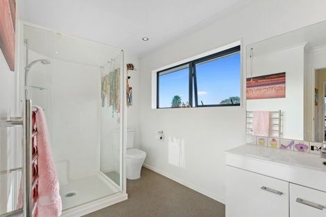 Photo of property in 9 Ludlam Way, Otaki, 5512