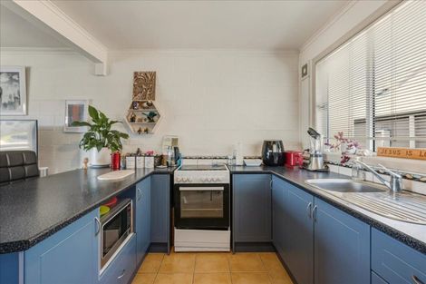 Photo of property in 2/18 May Street, Mount Maunganui, 3116