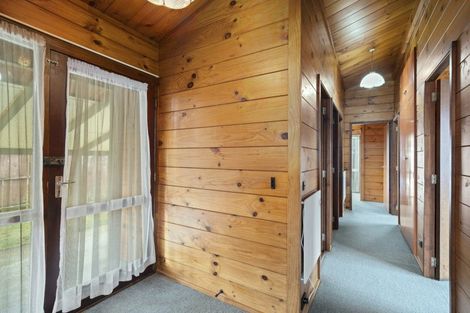 Photo of property in 24 Neri Crescent, Pomare, Rotorua, 3015