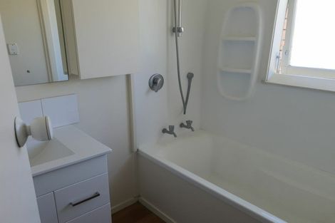 Photo of property in 28 Landscape Road, Papatoetoe, Auckland, 2025