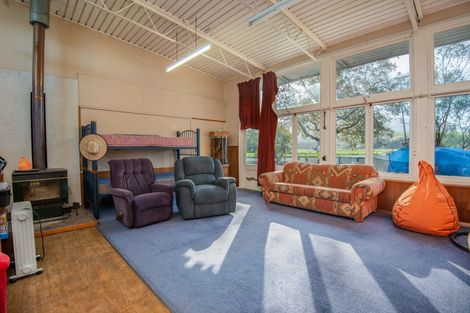 Photo of property in 923 Maungatua Road, Berwick, Outram, 9073