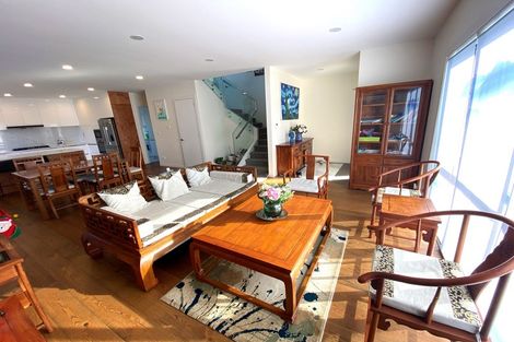 Photo of property in 4a Priestley Drive, Bucklands Beach, Auckland, 2014