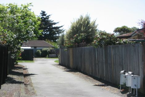 Photo of property in 6 Denniston Crescent, Redwood, Christchurch, 8051