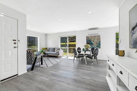 Photo of property in 10 Skelton Avenue, Randwick Park, Auckland, 2105