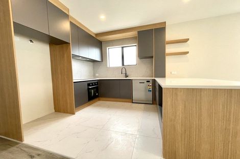 Photo of property in 30 Auranga Drive, Karaka, 2113