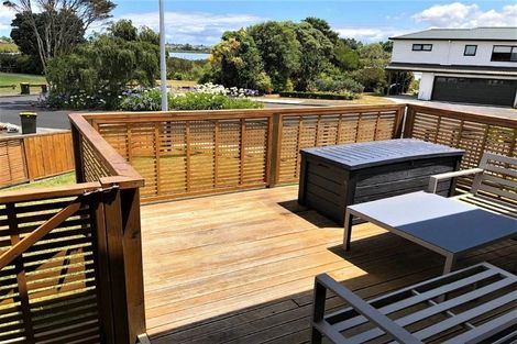 Photo of property in 30 Bluewater Place, Wattle Downs, Auckland, 2103