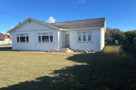 Photo of property in 77 Bridge Street, Bulls, 4818