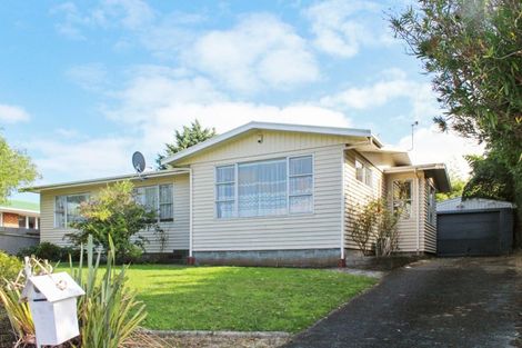 Photo of property in 1 Clyde Crescent, Roslyn, Palmerston North, 4414