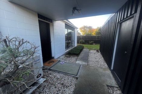 Photo of property in 43n Waimairi Road, Upper Riccarton, Christchurch, 8041