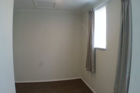 Photo of property in 5 West Coast Road, Glen Eden, Auckland, 0602