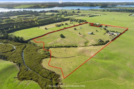 Photo of property in 63 Waipipi Wharf Road, Pollok, Waiuku, 2683