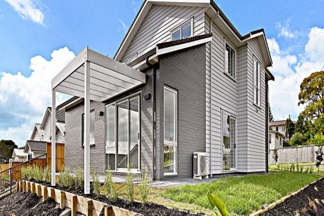 Photo of property in 97 Granville Drive, Massey, Auckland, 0614