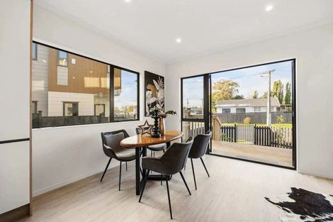 Photo of property in 1a Deering Place, Papatoetoe, Auckland, 2025