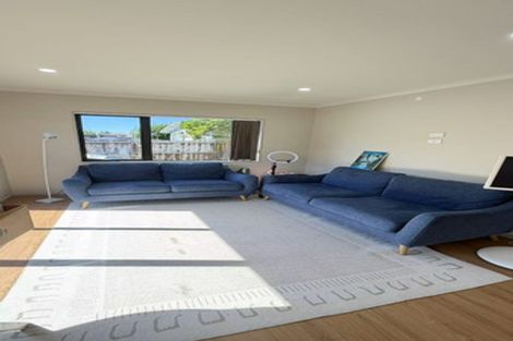 Photo of property in 89a Cascades Road, Pakuranga Heights, Auckland, 2010