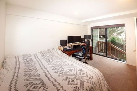 Photo of property in 11 Gordon Place, Newtown, Wellington, 6021