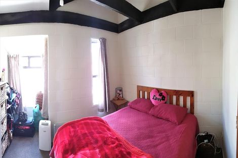 Photo of property in 129 Constable Street, Newtown, Wellington, 6021