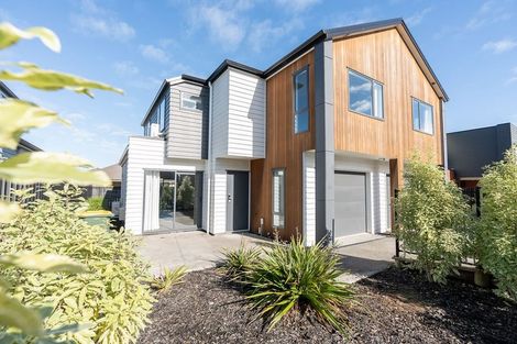 Photo of property in 10/15u Onukutara Place, Huntington, Hamilton, 3281