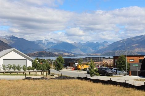 Photo of property in 1 Scurr Terrace, Wanaka, 9305