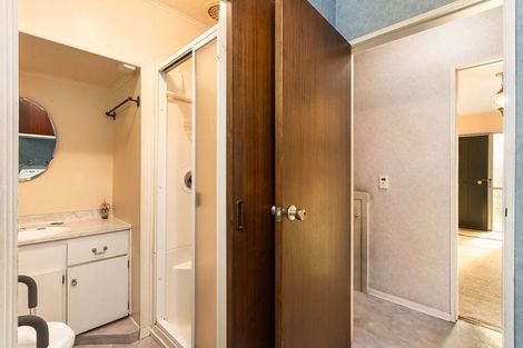 Photo of property in 427 Memorial Avenue, Burnside, Christchurch, 8053