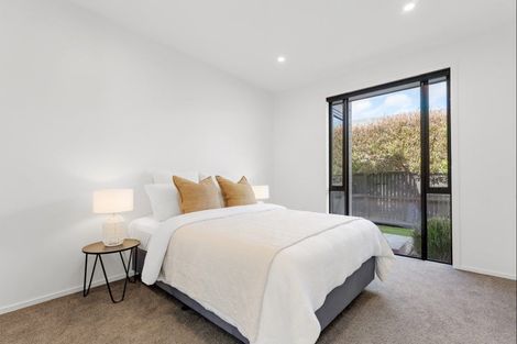 Photo of property in 2 Shearwater Lane, Point Wells, 0986