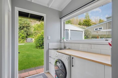 Photo of property in 3428 Pourerere Beach Road, Pourerere, Waipawa, 4271