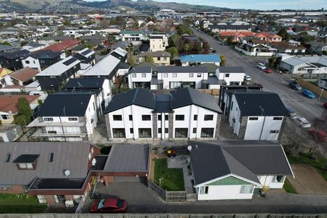 Photo of property in 60 Division Street, Riccarton, Christchurch, 8041