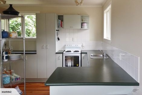 Photo of property in 137 Ruskin Road, Newlands, Wellington, 6037