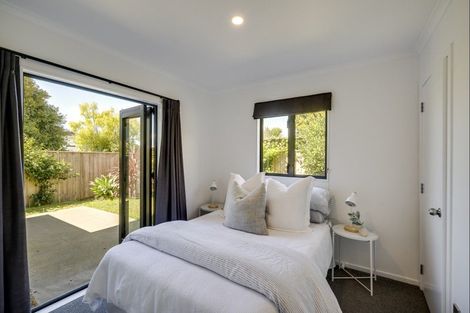 Photo of property in 23a Avondale Road, Taradale, Napier, 4112