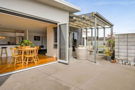 Photo of property in 7 Reremoana Close, Hawera, 4610