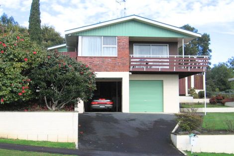 Photo of property in 49 Resthill Crescent, Glenview, Hamilton, 3206