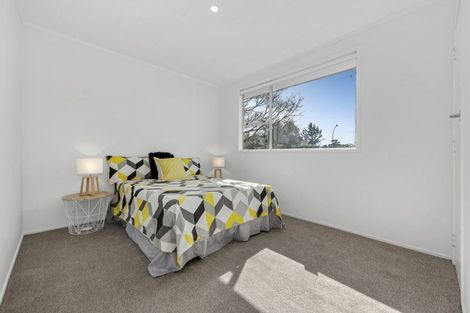 Photo of property in 3 Pukeroa Place, Papakura, 2110