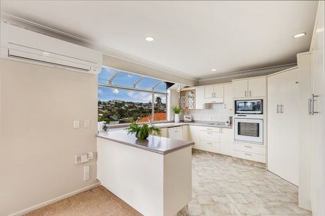 Photo of property in 45c Hyde Road, Rothesay Bay, Auckland, 0630