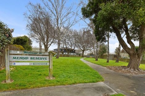 Photo of property in 23 Mendip Place, Casebrook, Christchurch, 8051