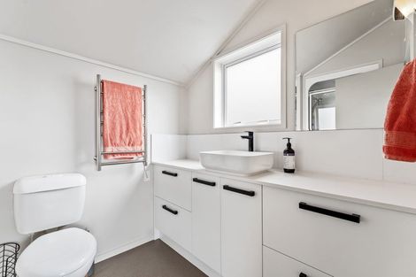 Photo of property in 432 Whangaparaoa Road, Stanmore Bay, Whangaparaoa, 0932