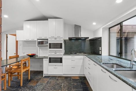 Photo of property in 83 Grahams Road, Burnside, Christchurch, 8041