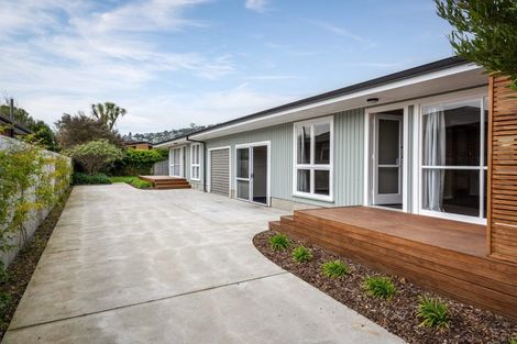 Photo of property in 23 Landsdowne Terrace, Cashmere, Christchurch, 8022