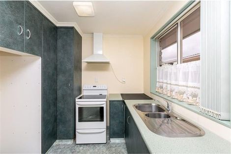 Photo of property in 10 Massey Street, Westown, New Plymouth, 4310